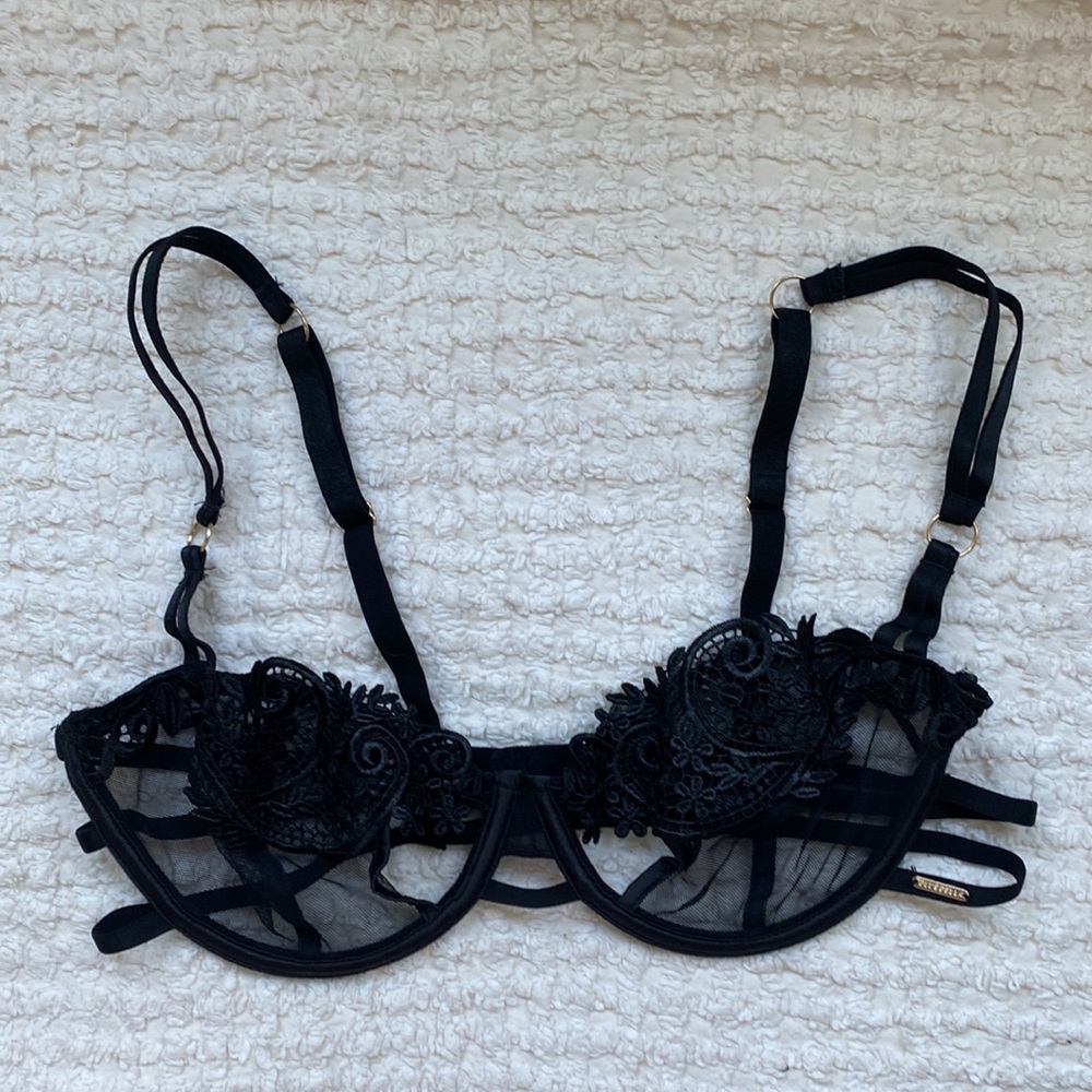 NWOT Bluebella unlined bra 32D
